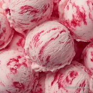 Strawberry Shortcake Ice Cream: Creamy